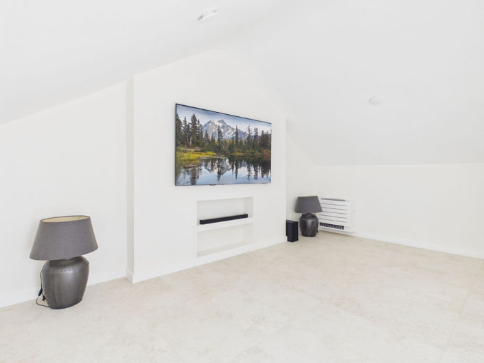 Image No.38-4 Bed House for sale