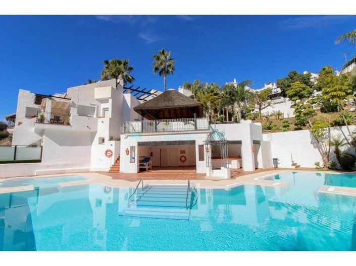 Image No.4-4 Bed House for sale