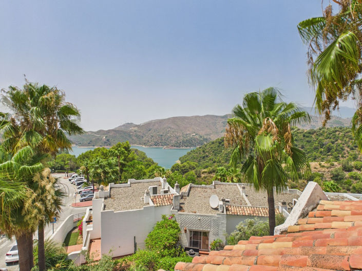 Image No.44-4 Bed House for sale