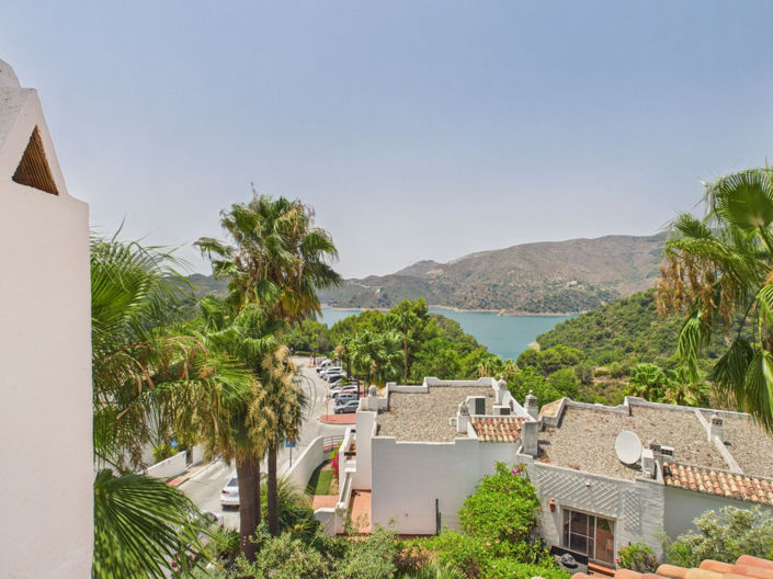 Image No.45-4 Bed House for sale