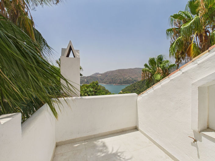 Image No.46-4 Bed House for sale