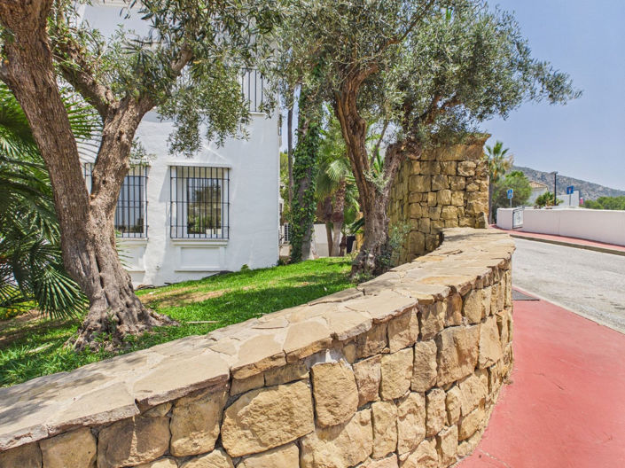 Image No.49-4 Bed House for sale
