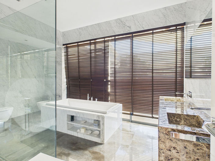 Image No.28-9 Bed House for sale