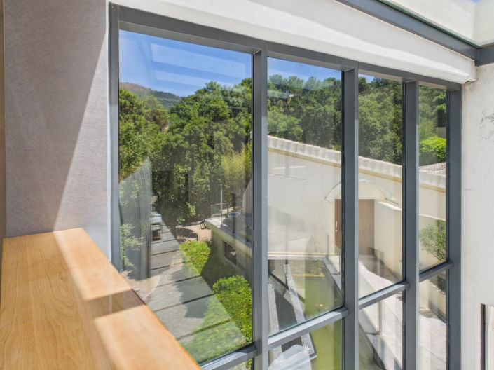 Image No.38-9 Bed House for sale