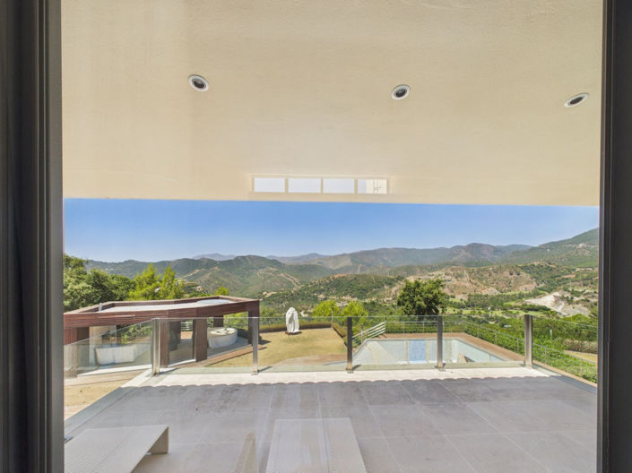 Image No.4-9 Bed House for sale