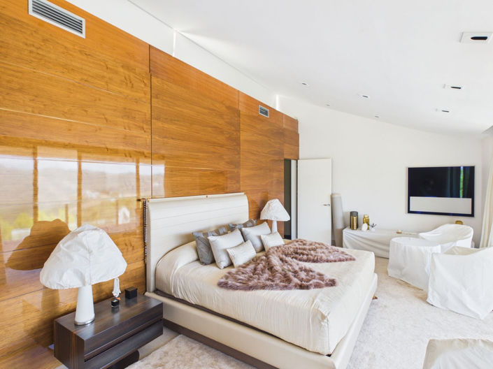 Image No.43-9 Bed House for sale