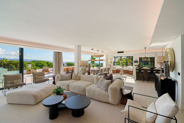 Image No.3-6 Bed House for sale