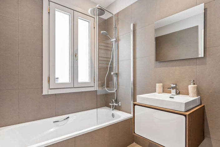 Image No.17-5 Bed House for sale