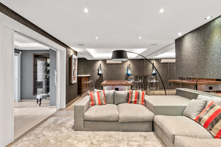 Image No.26-5 Bed House for sale