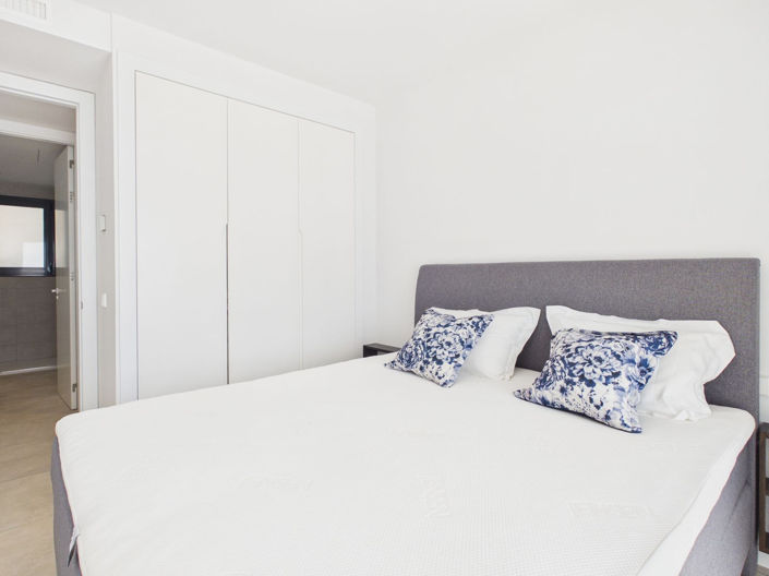 Image No.14-4 Bed Apartment for sale