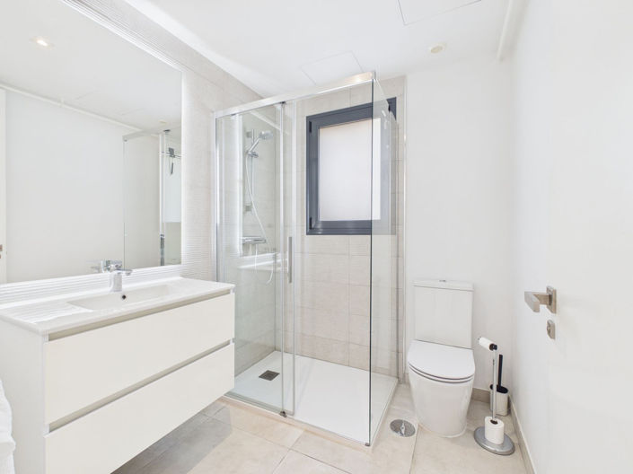 Image No.9-4 Bed Apartment for sale