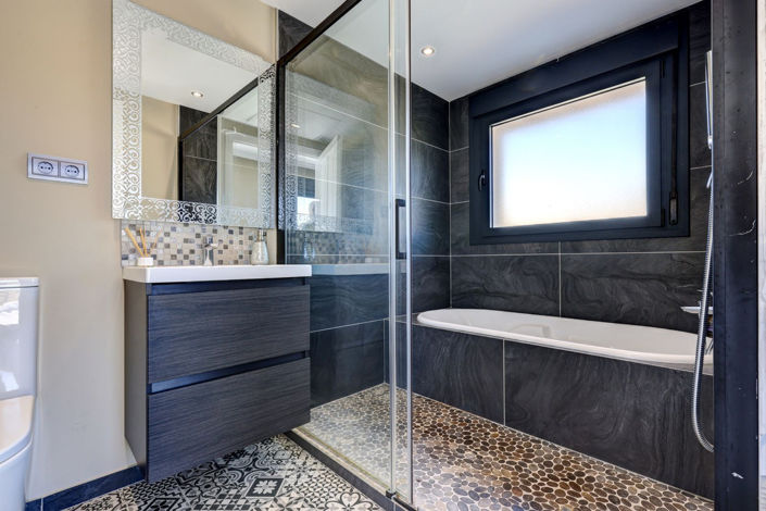 Image No.14-4 Bed House for sale