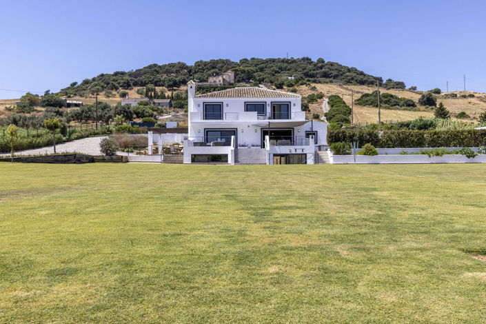 Image No.2-4 Bed House for sale