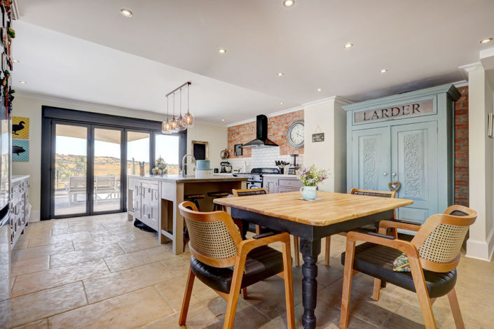 Image No.20-4 Bed House for sale
