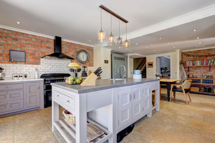 Image No.21-4 Bed House for sale