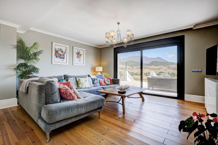 Image No.24-4 Bed House for sale