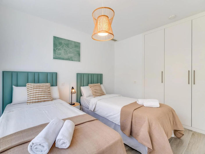 Image No.27-3 Bed House for sale