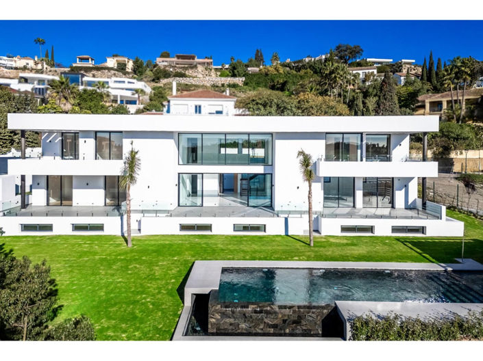 Image No.16-6 Bed House for sale