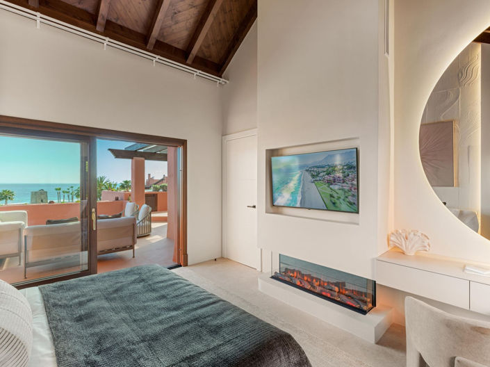 Image No.20-3 Bed Apartment for sale