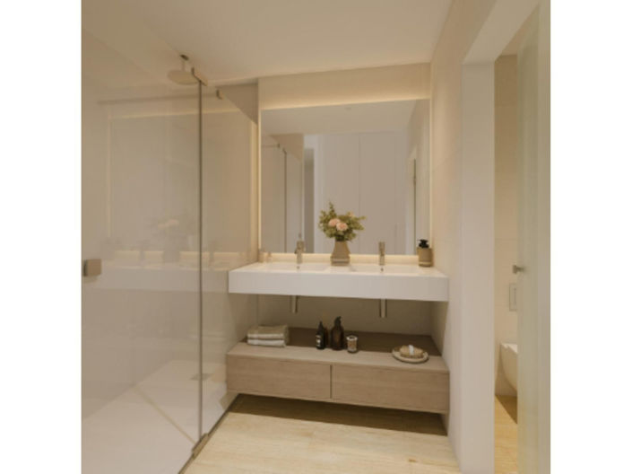 Image No.12-3 Bed House for sale