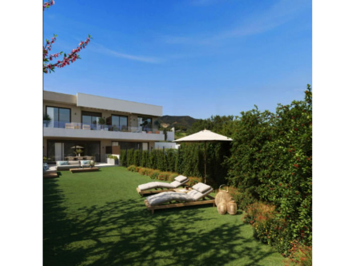 Image No.13-3 Bed House for sale