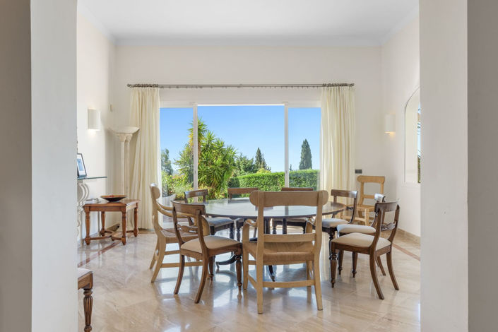 Image No.28-5 Bed House for sale
