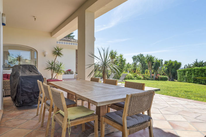 Image No.3-5 Bed House for sale