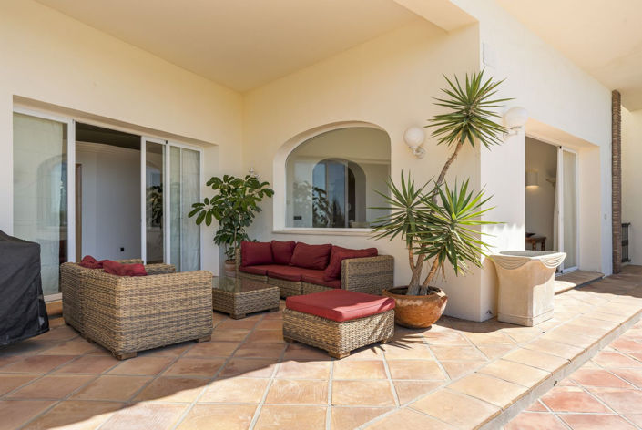 Image No.33-5 Bed House for sale