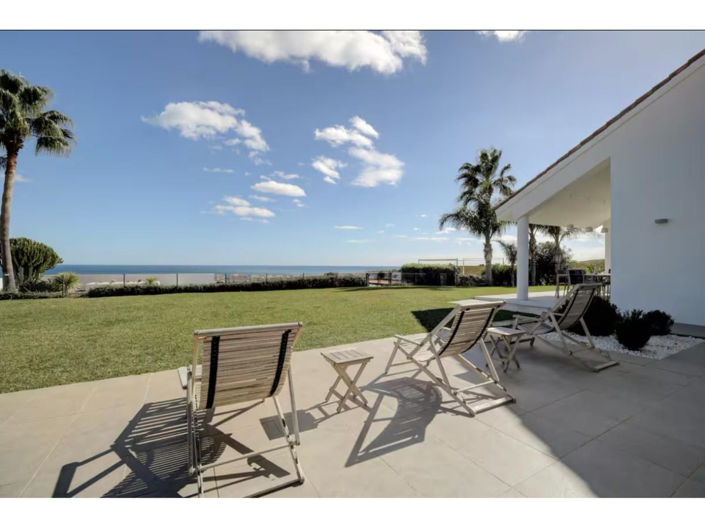 Image No.25-6 Bed House for sale