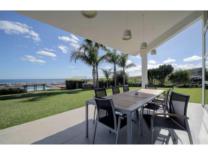 Image No.27-6 Bed House for sale