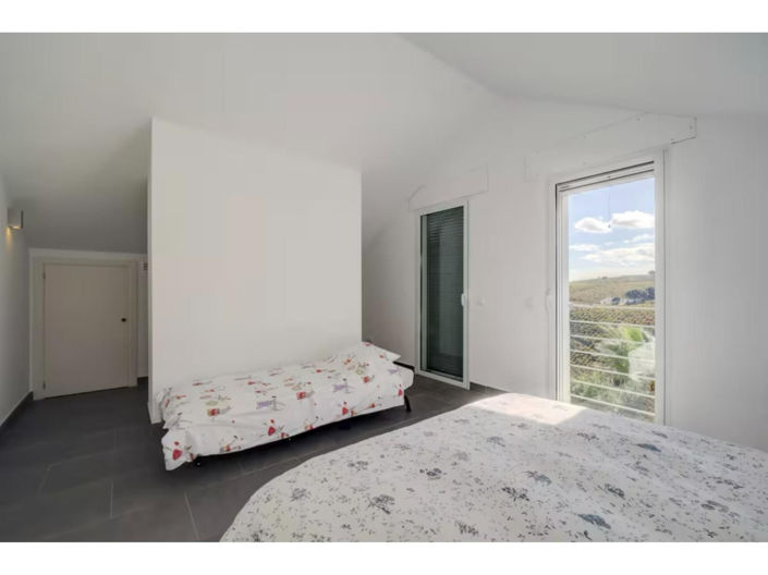 Image No.49-6 Bed House for sale