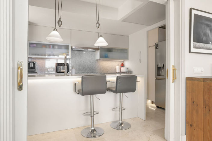 Image No.10-4 Bed House for sale