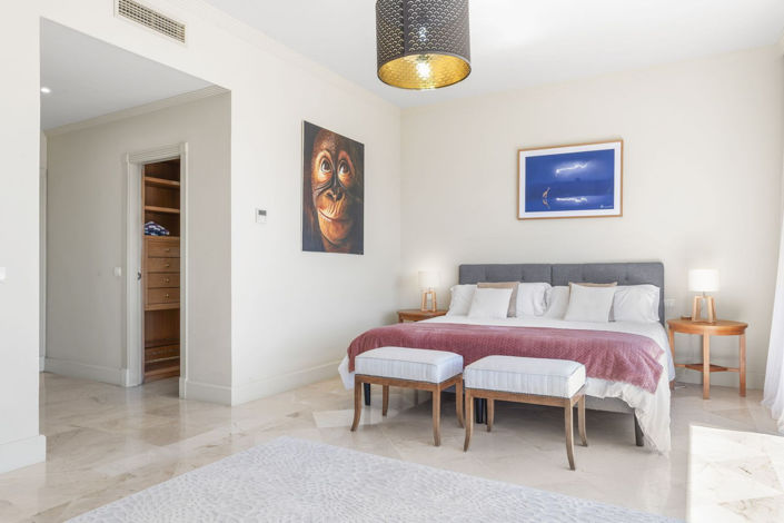 Image No.21-4 Bed House for sale