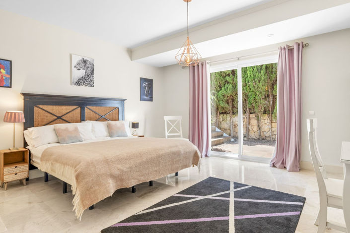 Image No.31-4 Bed House for sale