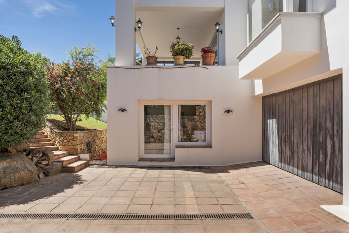 Image No.42-4 Bed House for sale