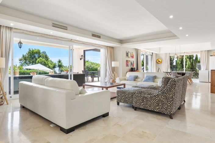 Image No.6-4 Bed House for sale