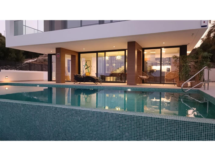 Image No.2-3 Bed House for sale