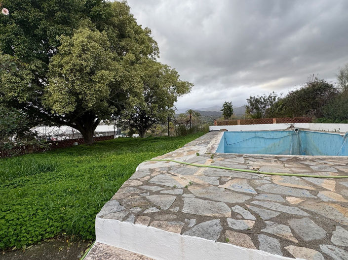 Image No.3-4 Bed House for sale