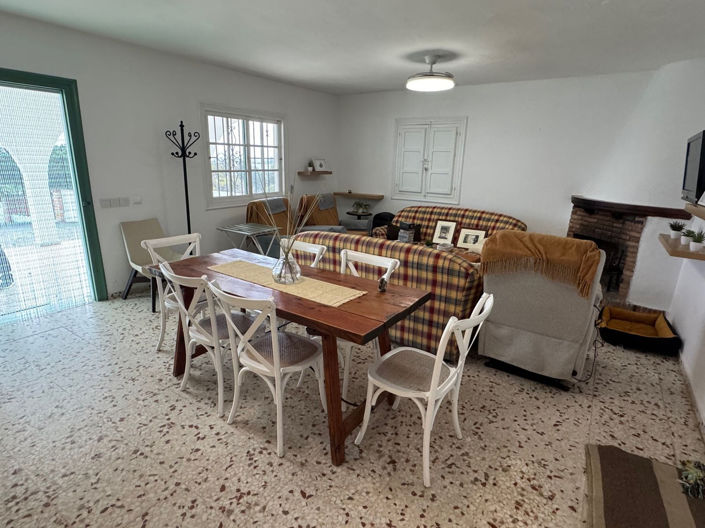 Image No.5-4 Bed House for sale