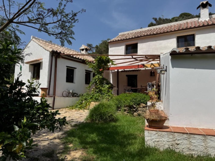 Image No.25-4 Bed House for sale