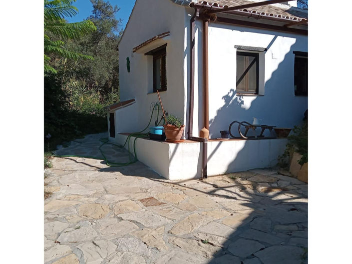 Image No.3-4 Bed House for sale
