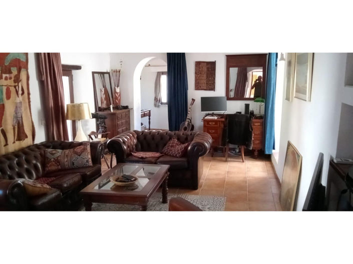Image No.7-4 Bed House for sale