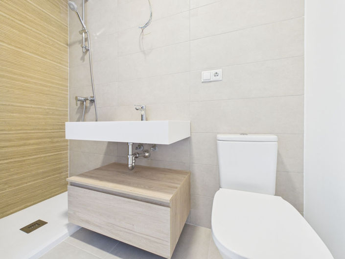 Image No.9-2 Bed Apartment for sale
