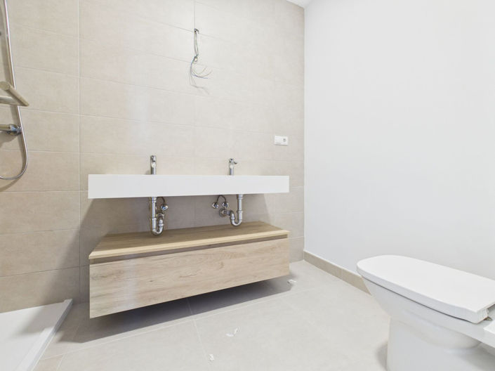 Image No.13-2 Bed Apartment for sale