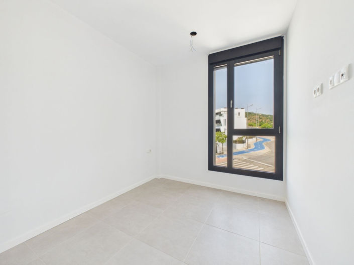 Image No.14-2 Bed Apartment for sale
