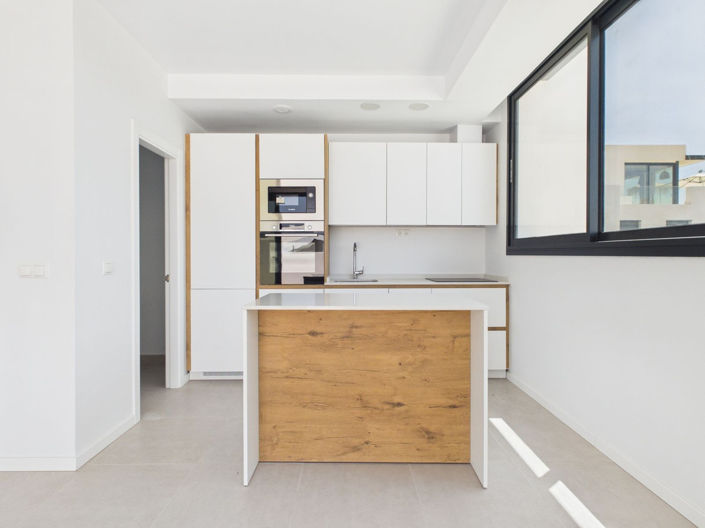 Image No.5-2 Bed Apartment for sale