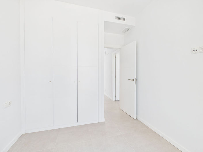 Image No.9-2 Bed Apartment for sale