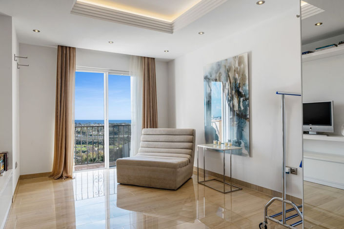 Image No.26-4 Bed Apartment for sale