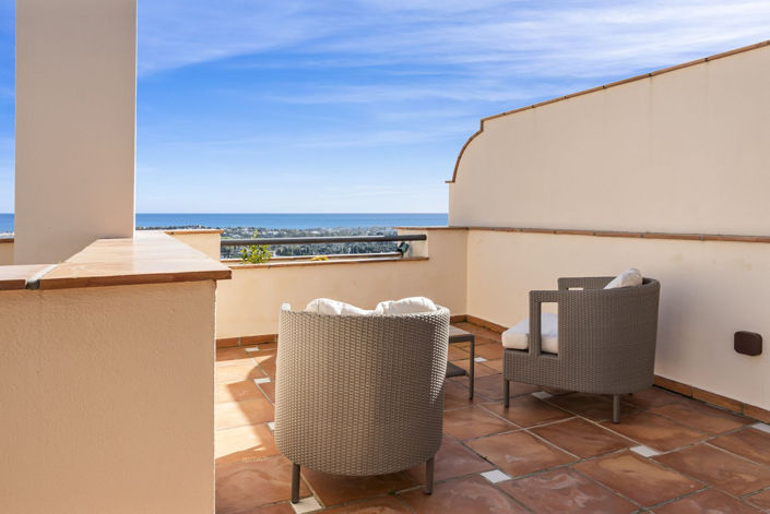 Image No.38-4 Bed Apartment for sale