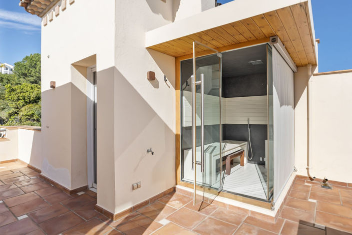 Image No.39-4 Bed Apartment for sale